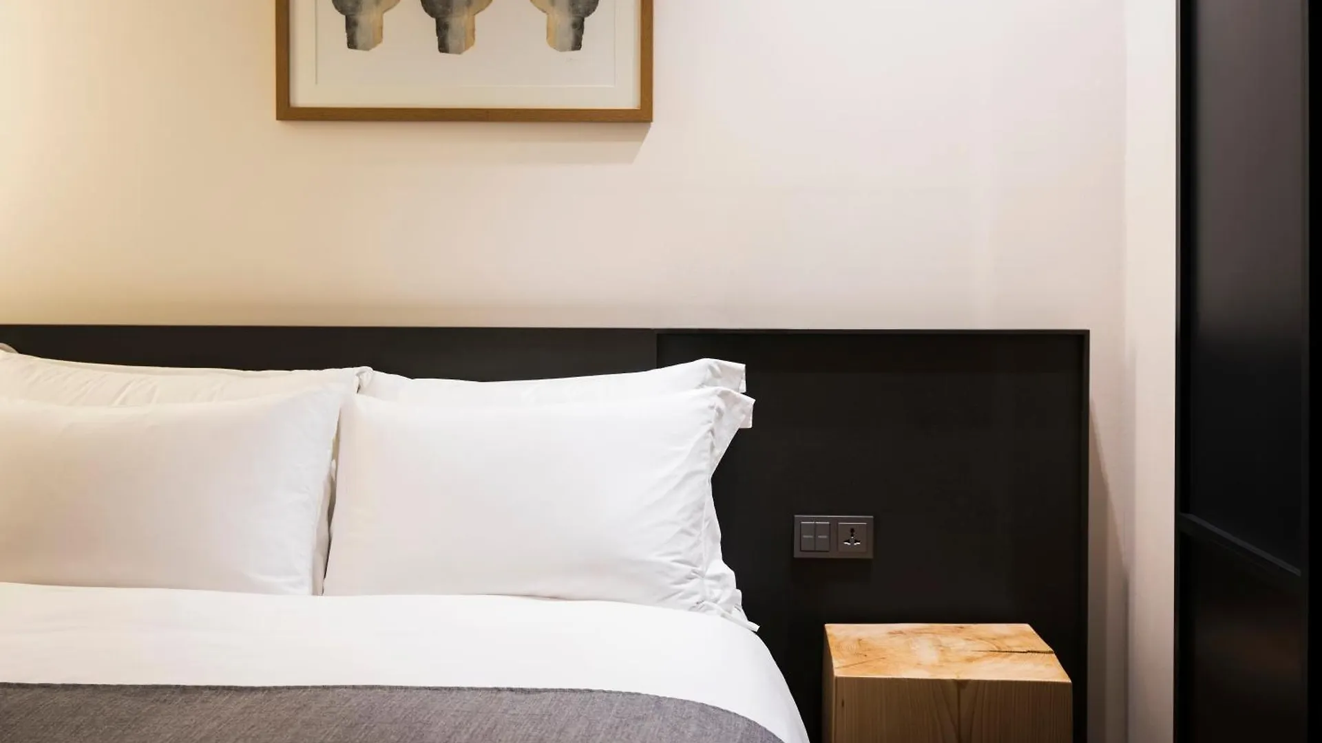 Shilla Stay Gwanghwamun Myeongdong Seoul Hotel